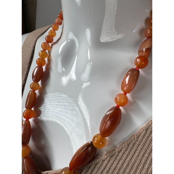 Vintage Carnelian Beaded Necklace With Barrel Clasp 22 Inches Long Warm Tones - Picture 9 of 15